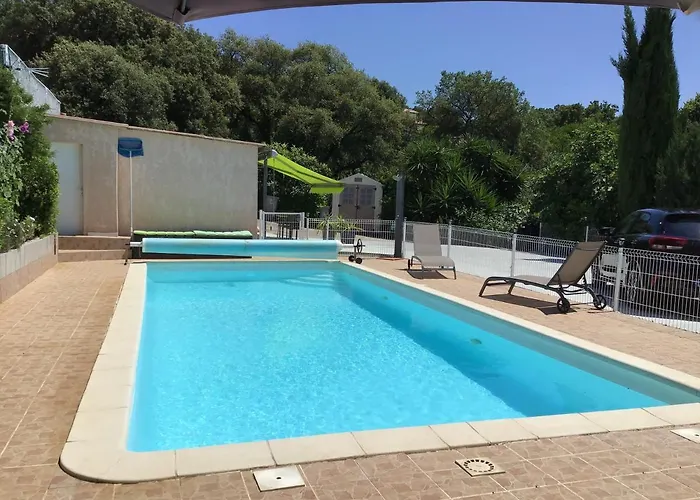 Pavillon T2 Proche Dans Petite Résidence *