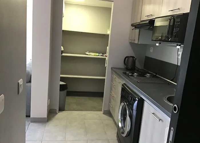 Pavillon T2 Proche Dans Petite Résidence Hébergement de vacances *